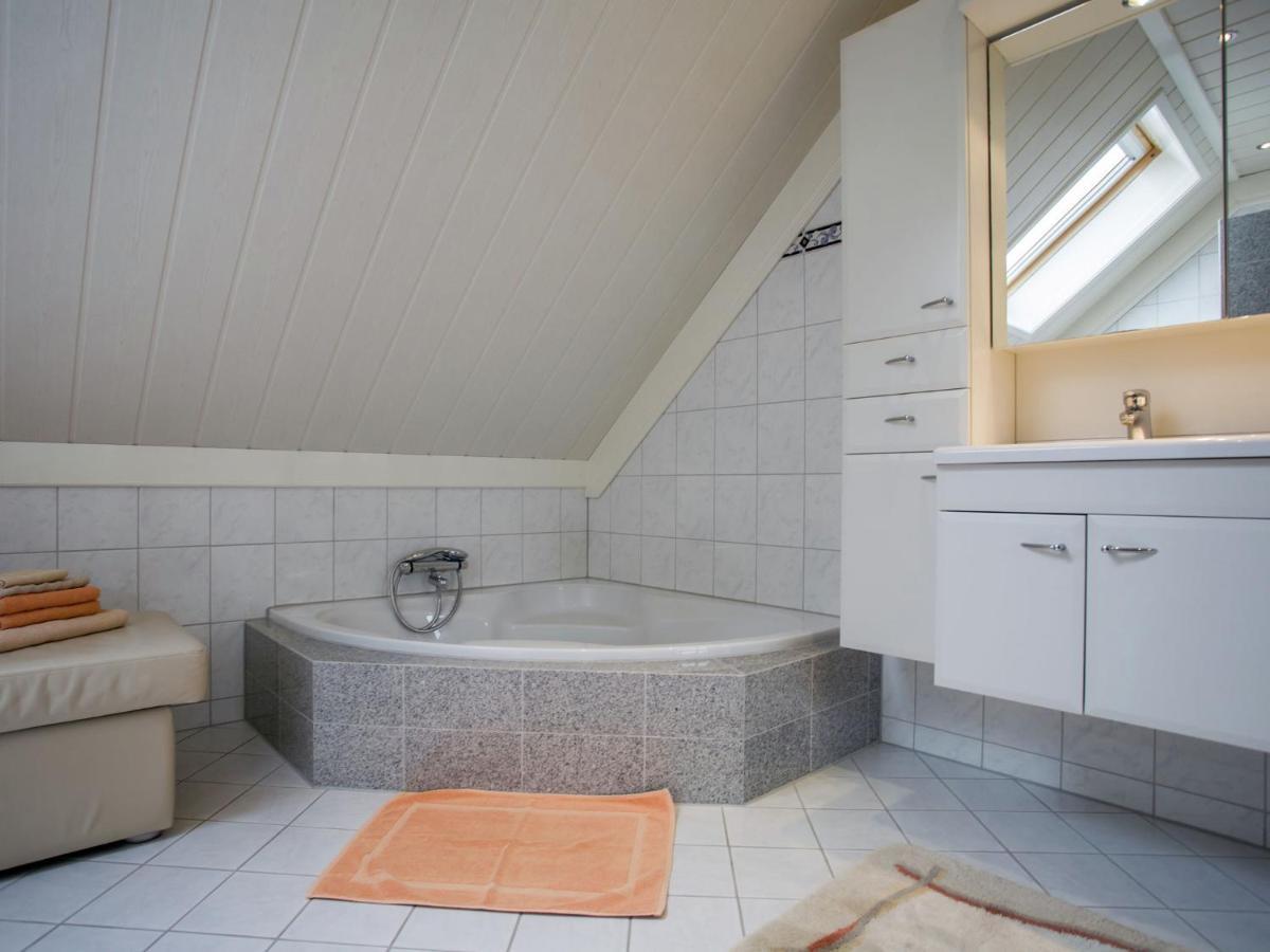 Boutique Apartment In Ritthem With Terrace Екстериор снимка